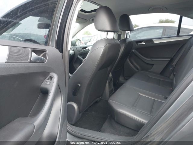 3VWD17AJ2EM214049 Volkswagen Jetta 1.8t Se