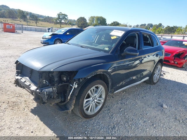 WA1BNAFY6J2228176 Audi Q5 2.0t Premium/2.0t Tech Premium