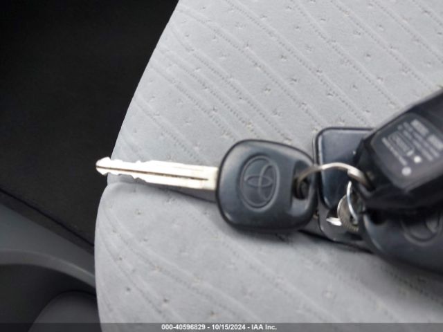 5TDJK3DC1GS140084 Toyota Sienna Le 7 Passenger