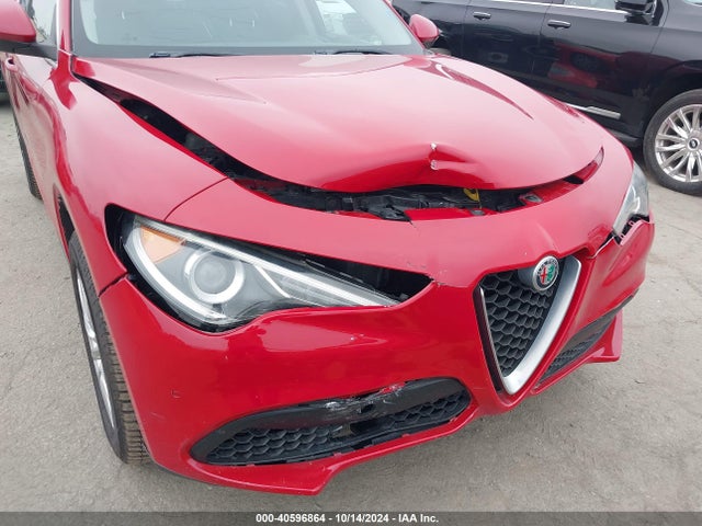 ZASFAKBN2J7B78228 Alfa Romeo Stelvio Ti Awd