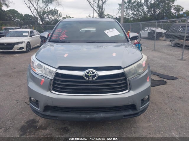 Toyota Highlander Le Plus V6 2016 5TDZKRFH8GS179768 Image 13