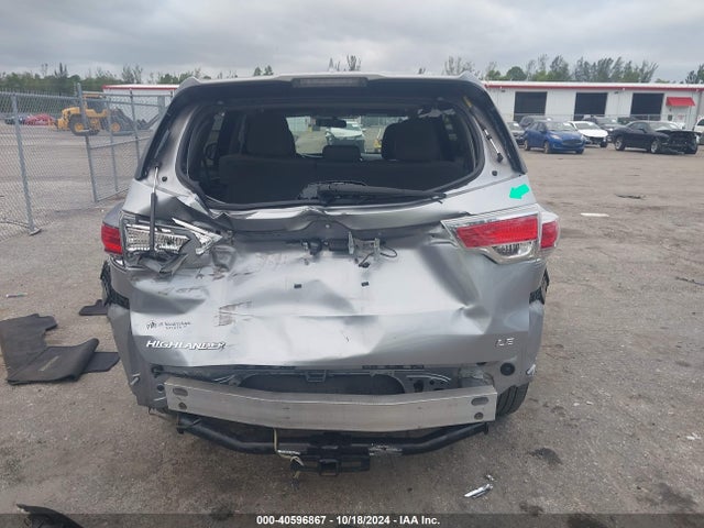 Toyota Highlander Le Plus V6 2016 5TDZKRFH8GS179768 Image 17