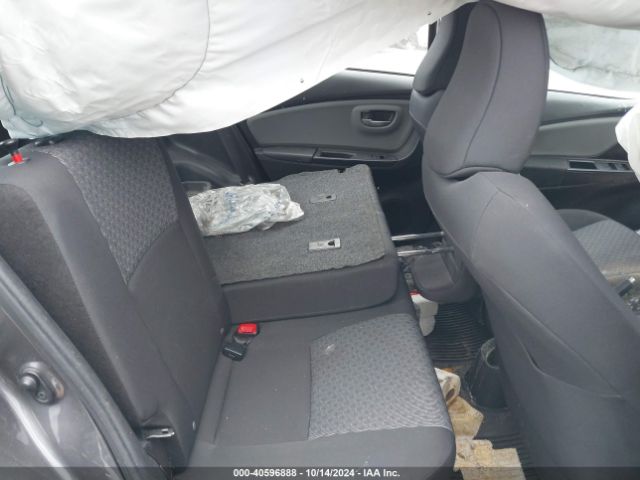 VNKKTUD34HA077320 Toyota YARIS LE