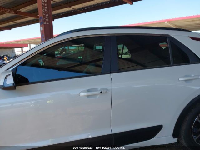 KNDCR3LE8R5185801 KIA NIRO EX