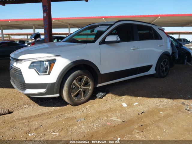 KNDCR3LE8R5185801 KIA NIRO EX