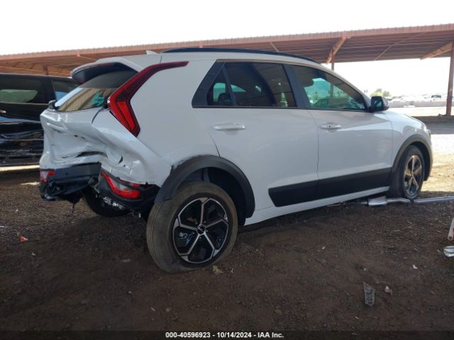 KNDCR3LE8R5185801 KIA NIRO EX