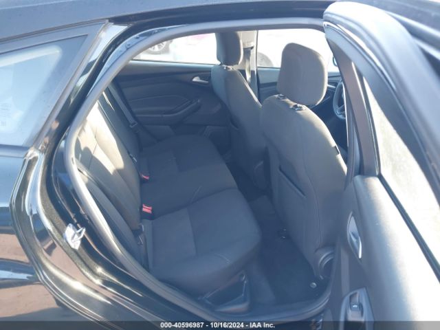 1FADP3K29FL362693 Ford FOCUS SE