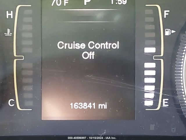 1C4PJMAB1FW715975 Jeep Cherokee Sport