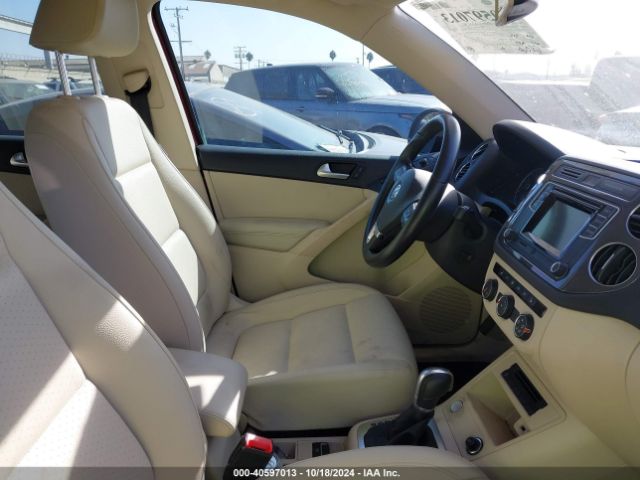 WVGAV7AX6GW087691 Volkswagen TIGUAN S