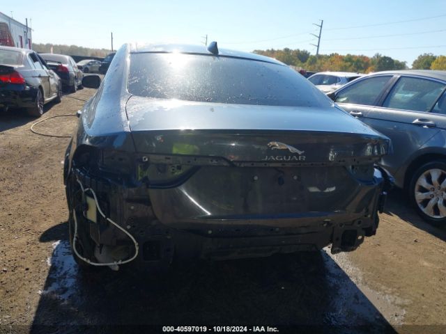 SAJBK4BV3GCY15077 Jaguar Xf 35t Prestige