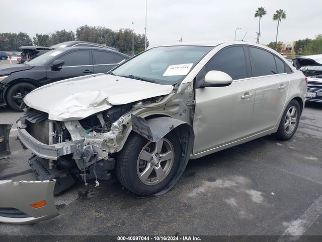 Chevrolet Cruze 1lt Auto 2014 1G1PC5SB3E7238952 Image 2