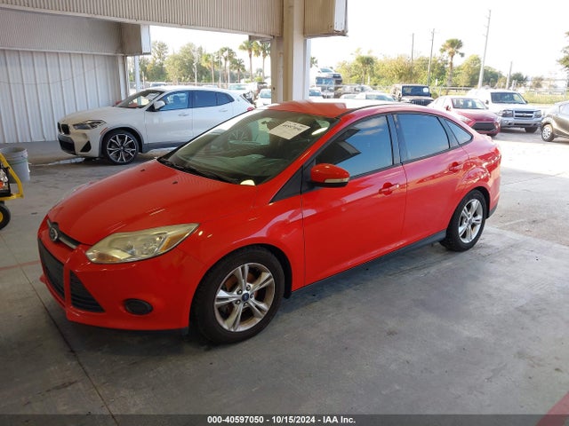 Ford FOCUS SE 2014 1FADP3F20EL142223 Image 2