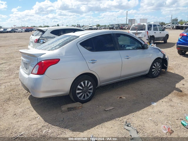 3N1CN7AP9HK439174 Nissan Versa 1.6 Sv