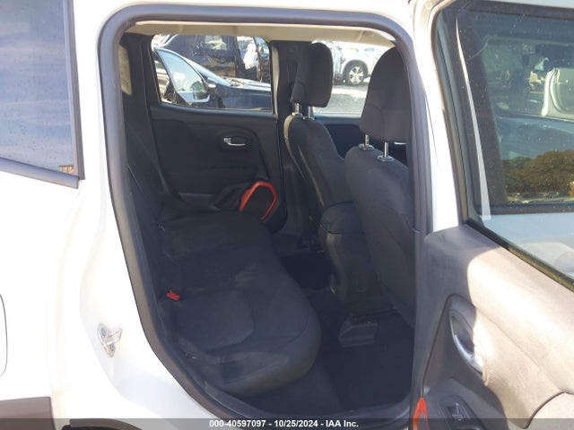 Jeep Renegade Upland Edition 4x4 2018 ZACCJBAB0JPH53884 Image 8