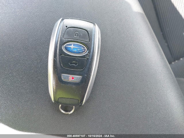 4S3BWAC66L3032256 Subaru Legacy Premium