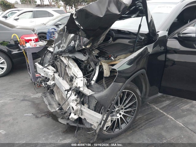 WDC0G4JB8KV118607 Mercedes-Benz GLC 300