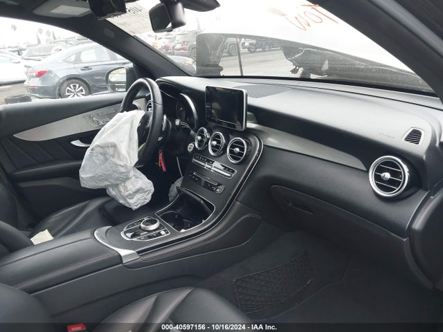 WDC0G4JB8KV118607 Mercedes-Benz GLC 300