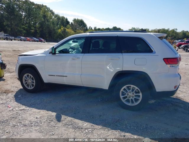 1C4RJEAG9LC246044 Jeep Grand Cherokee Laredo E 4x2
