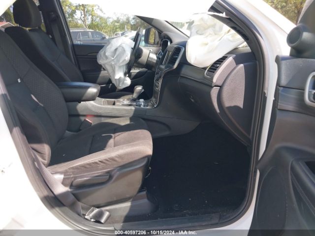 1C4RJEAG9LC246044 Jeep Grand Cherokee Laredo E 4x2