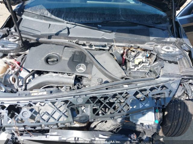 WDD3G4EB2KW024297 Mercedes-Benz A 220
