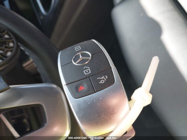 WDD3G4EB2KW024297 Mercedes-Benz A 220