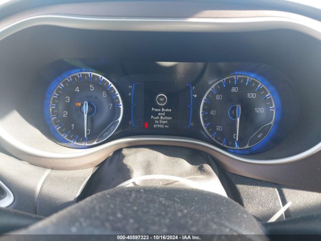 2C4RC1DG5MR551886 Chrysler Voyager Lxi