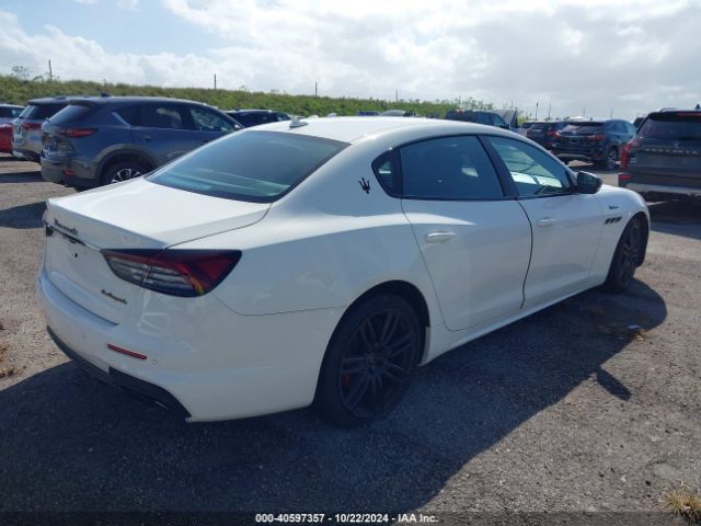 ZAM56YPM7N1380821 Maserati Quattroporte Modena