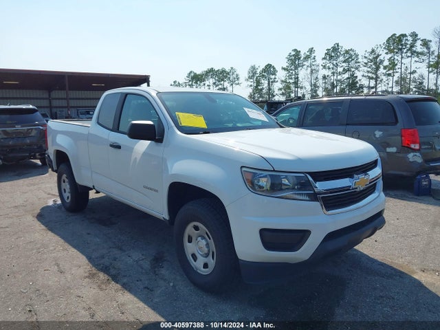 2018 1GCHSBEA3J1239905 main image