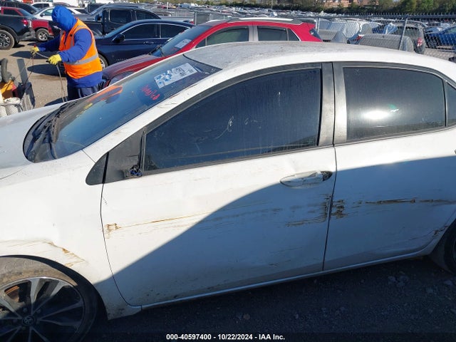 Toyota COROLLA SE 2019 5YFBURHE5KP885242 Image 15