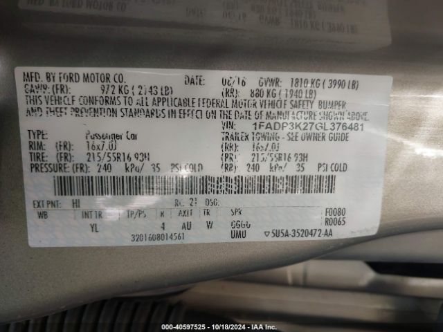 1FADP3K27GL376481 Ford FOCUS SE