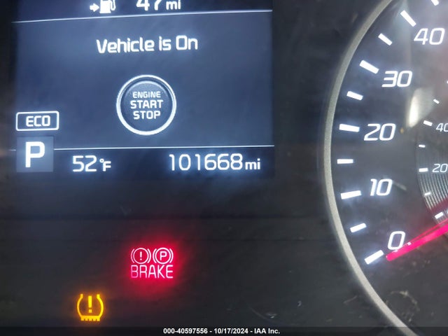 KIA STINGER GT 2018 KNAE35LC2J6015742 Image 16