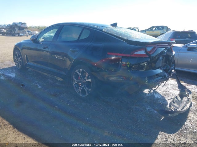 KIA STINGER GT 2018 KNAE35LC2J6015742 Image 3