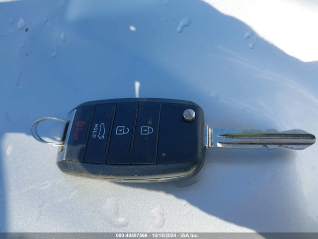 KIA FORTE LX 2017 KNAFK5A86H5731095 Image 11