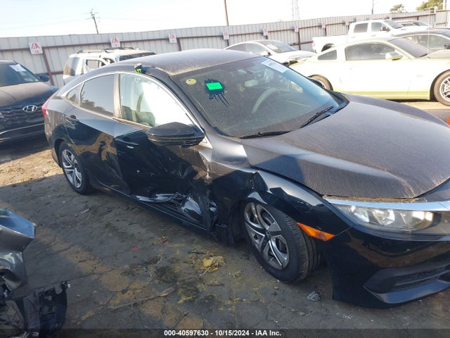 Honda Civic Lx 2018 2HGFC2F50JH574970 Image 13