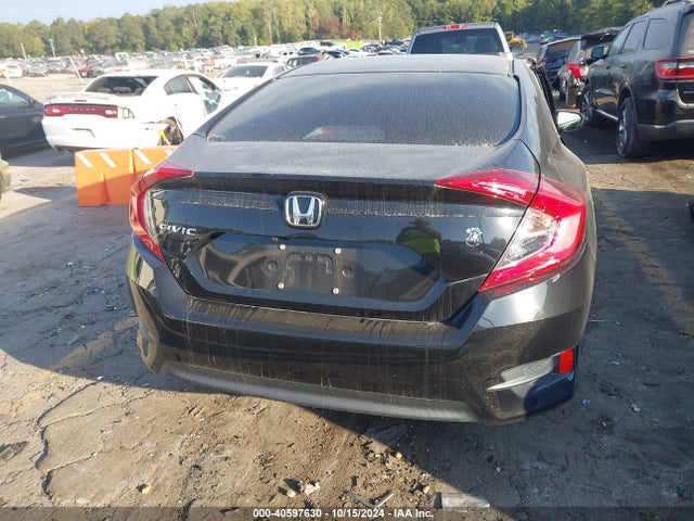 Honda Civic Lx 2018 2HGFC2F50JH574970 Image 16