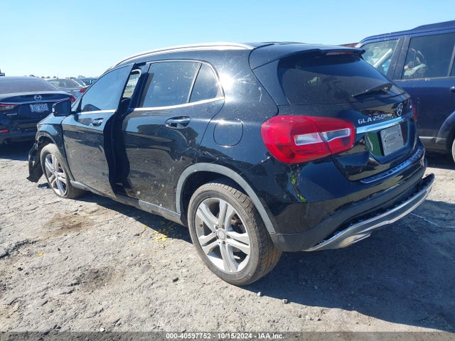 WDCTG4GB9GJ267370 Mercedes-Benz Gla 250 4matic