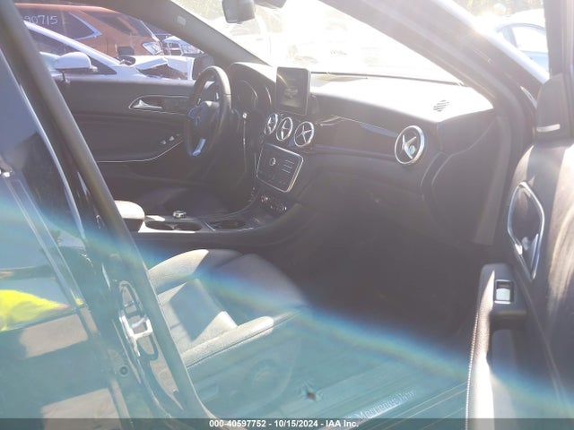 WDCTG4GB9GJ267370 Mercedes-Benz Gla 250 4matic
