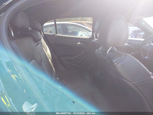 WDCTG4GB9GJ267370 Mercedes-Benz Gla 250 4matic