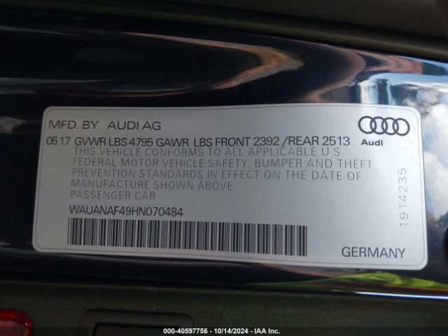 2017 AUDI A4 WAUANAF49HN070484 Photo 8