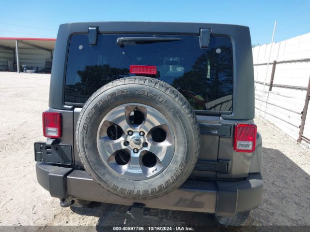 1C4BJWEG6GL311200 Jeep Wrangler Unlimited Sahara