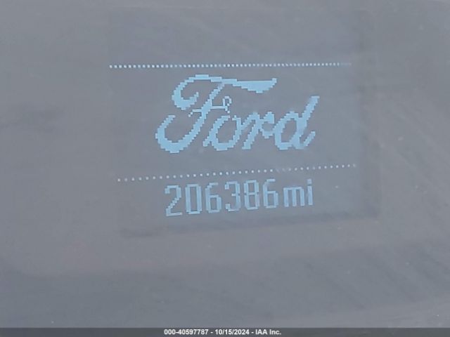 1FTYE1CM4HKB06427 Ford Transit-150
