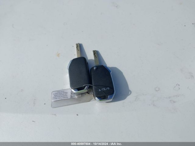 KNDJ23AU1P7860038 KIA SOUL LX