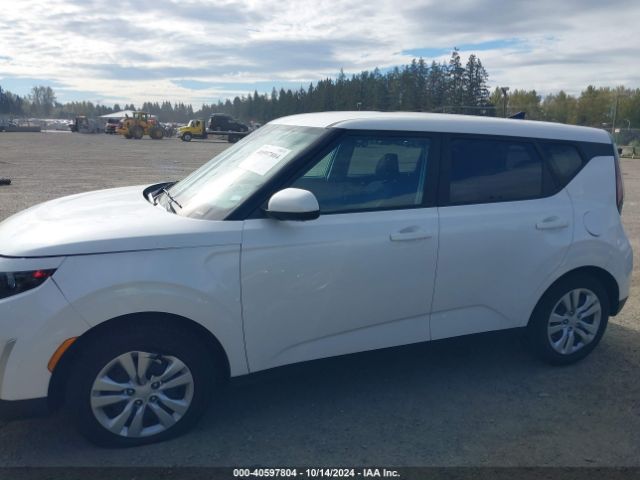 KNDJ23AU1P7860038 KIA SOUL LX