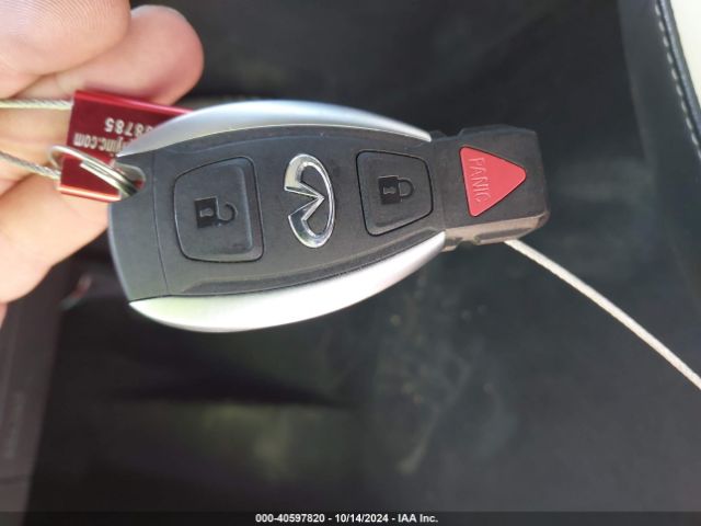 SJKCH5CP3JA058043 Infiniti Qx30 Sport