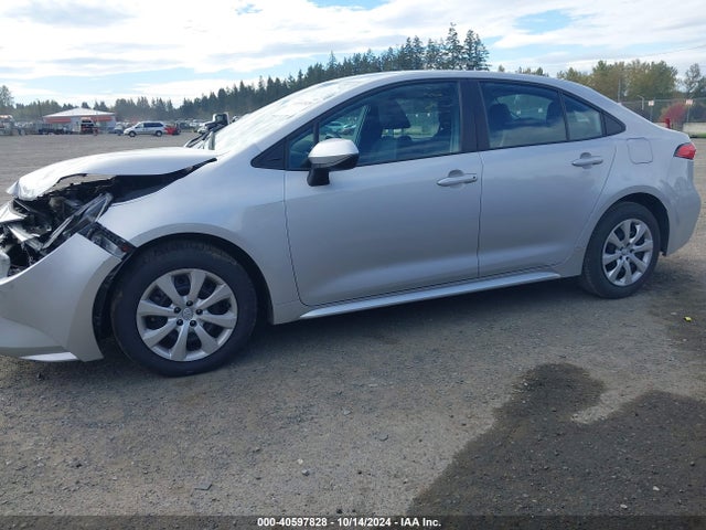 Toyota COROLLA LE 2022 5YFEPMAE3NP340789 Image 14