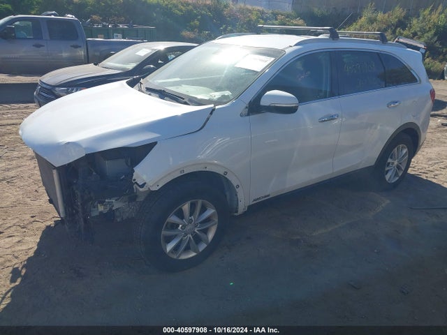 KIA Sorento 3.3l Lx 2018 5XYPGDA58JG340665 Image 2