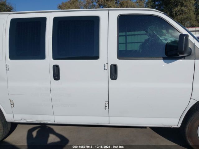 1GCWGAFP0L1274507 Chevrolet Express Cargo Rwd 2500 Regular Wheelbase Wt