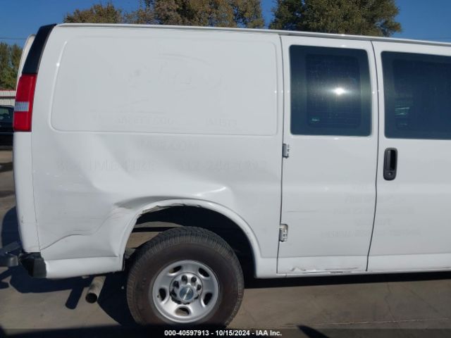 1GCWGAFP0L1274507 Chevrolet Express Cargo Rwd 2500 Regular Wheelbase Wt