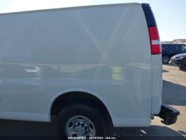 1GCWGAFP0L1274507 Chevrolet Express Cargo Rwd 2500 Regular Wheelbase Wt