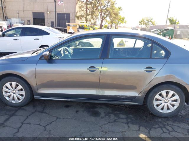 3VW2K7AJ2EM356468 Volkswagen Jetta 2.0l S